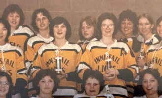 Innisfail Lions – Leading the Way in Female Hockey in the 1970s